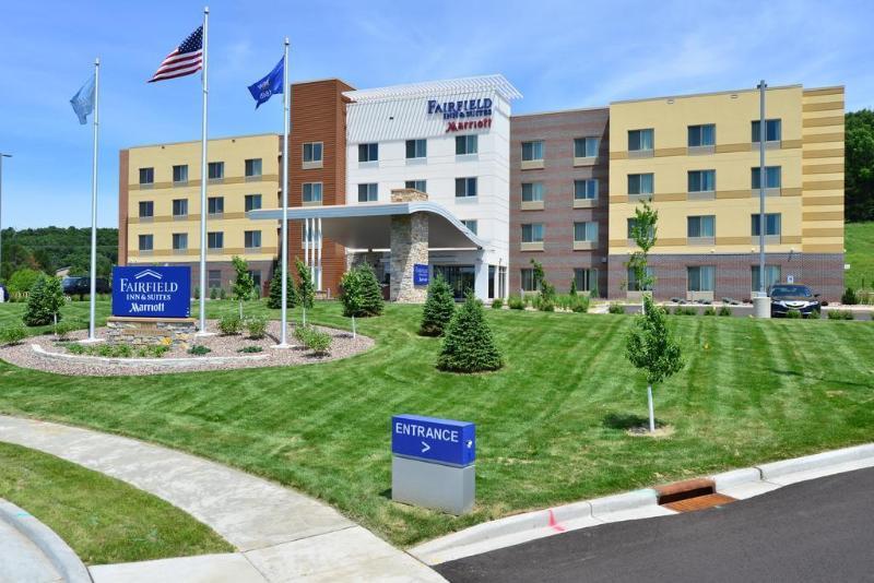 Fairfield Inn & Suites By Marriott Eau Claire/Chippewa Falls Buitenkant foto