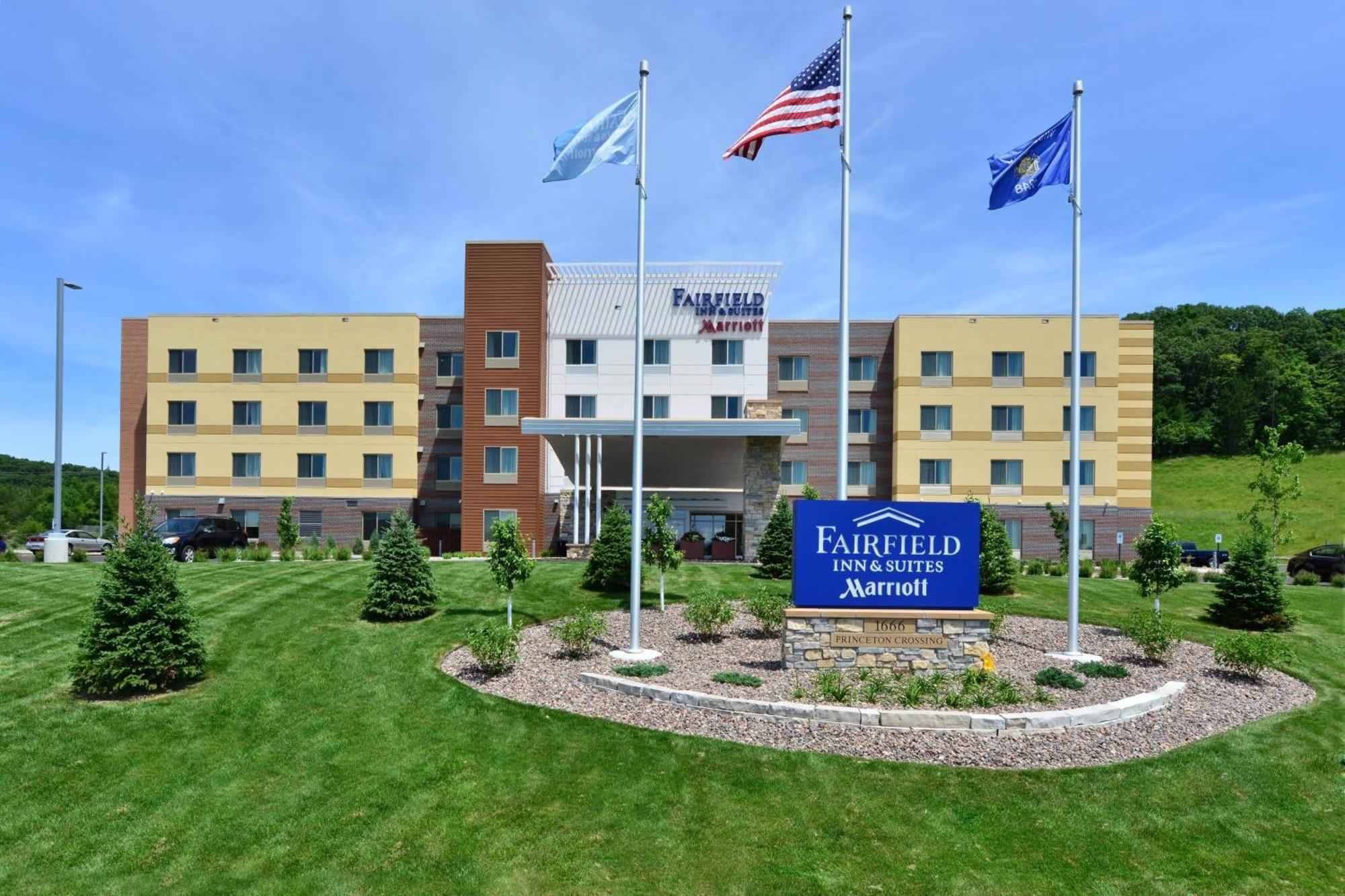 Fairfield Inn & Suites By Marriott Eau Claire/Chippewa Falls Buitenkant foto