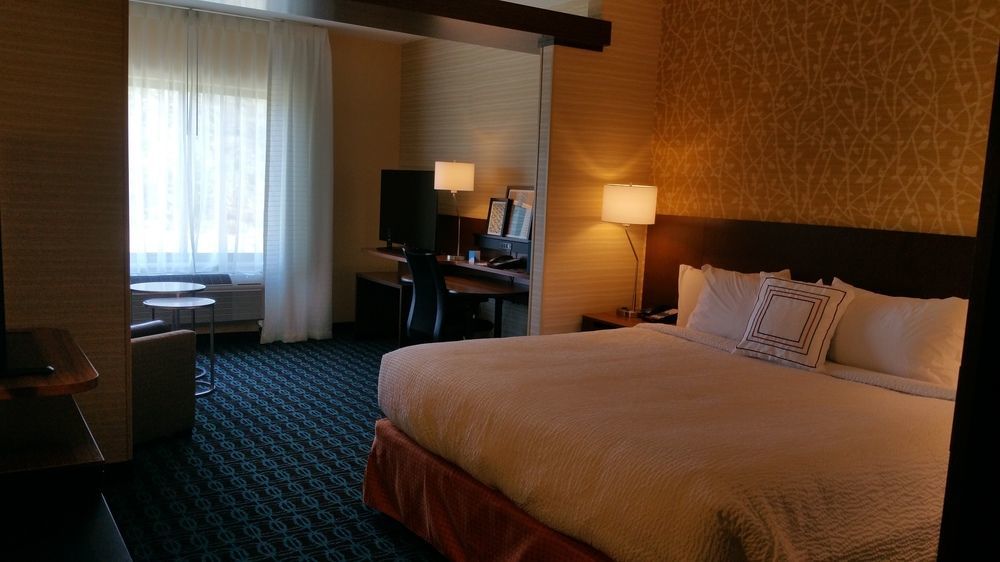 Fairfield Inn & Suites By Marriott Eau Claire/Chippewa Falls Buitenkant foto