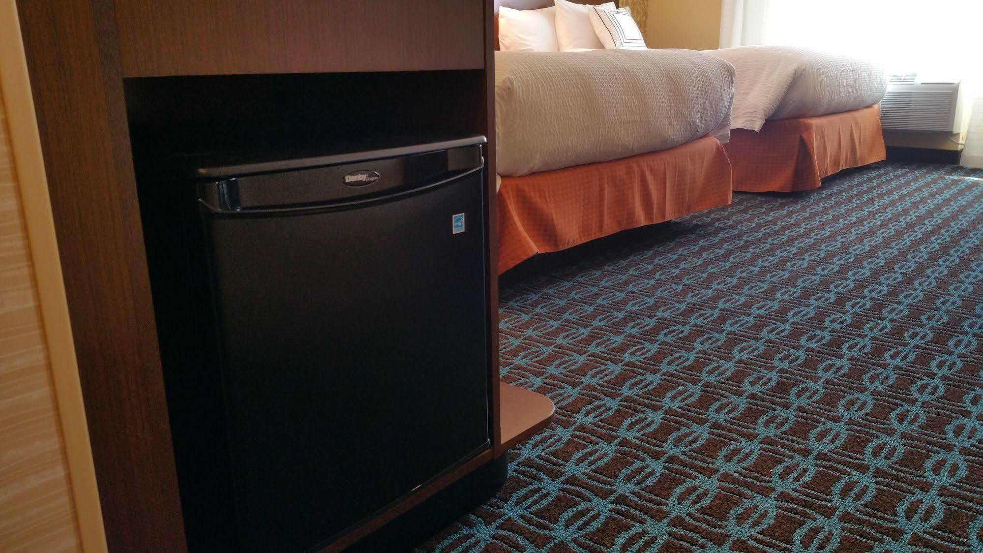 Fairfield Inn & Suites By Marriott Eau Claire/Chippewa Falls Buitenkant foto