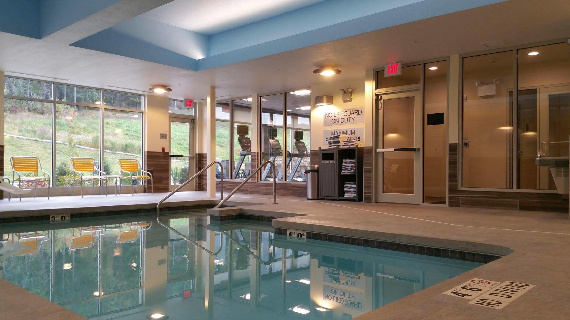 Fairfield Inn & Suites By Marriott Eau Claire/Chippewa Falls Buitenkant foto